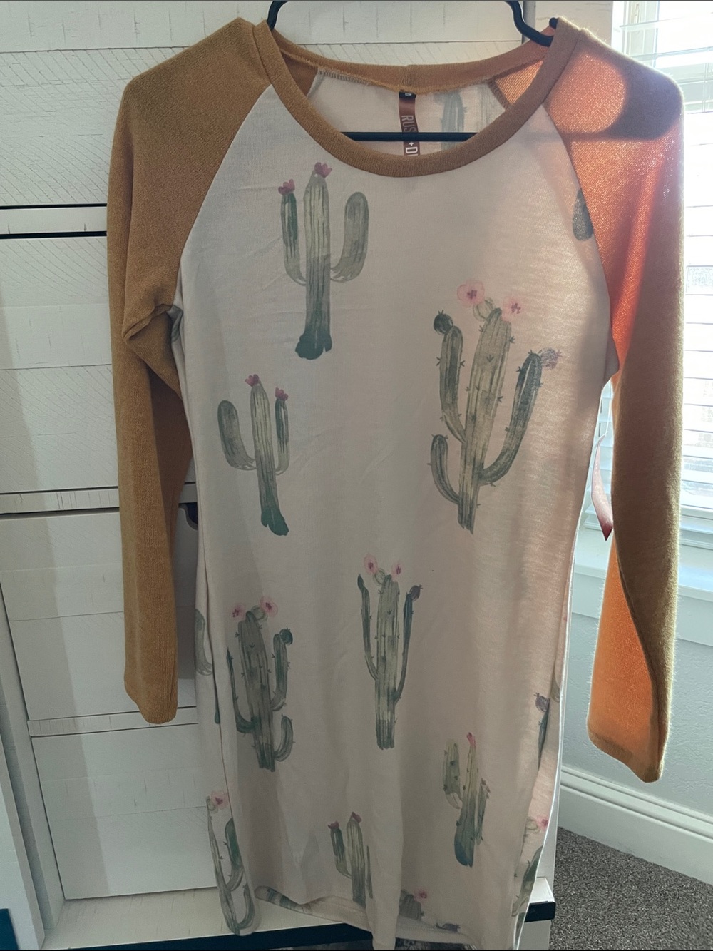 Womens Cactus Raglan Top - Mustard Sleeves